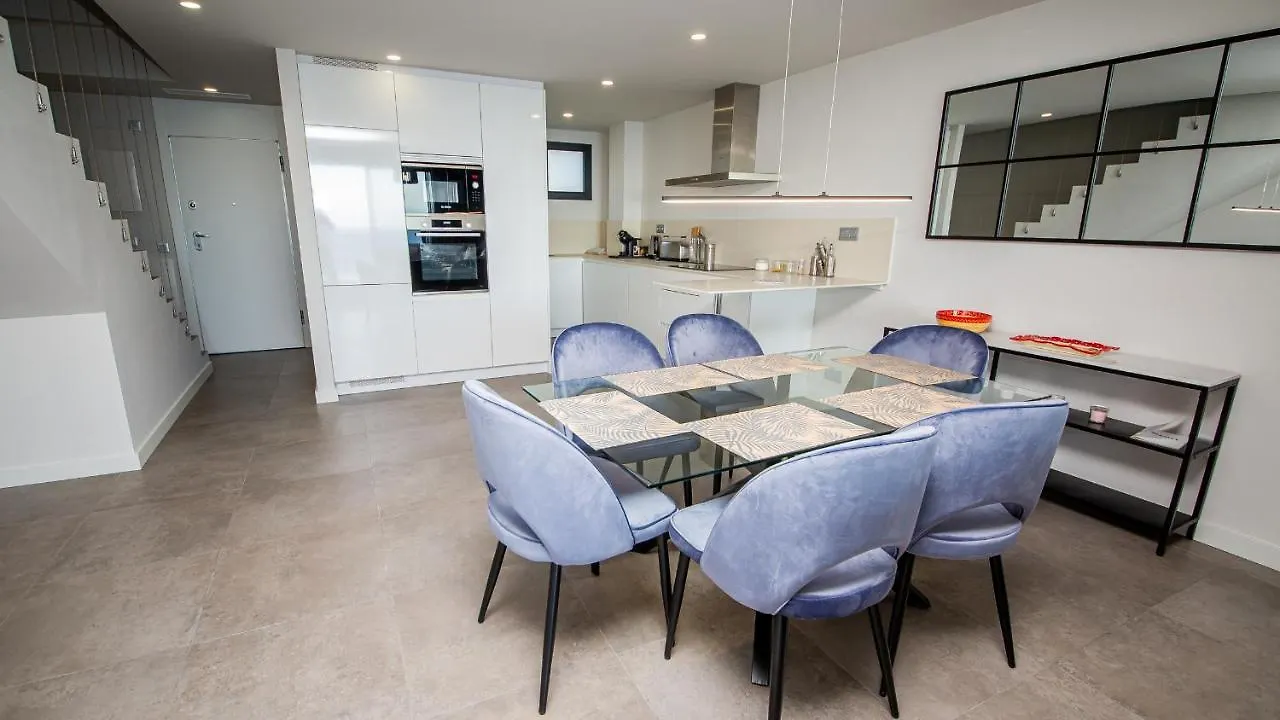 Blue Suites B2-305 Manilva
